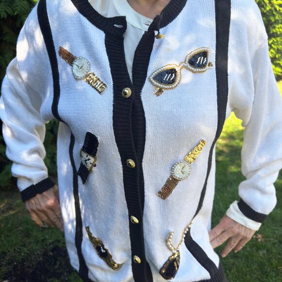 Vintage 1980's Sweater with sequined embellishments and shoulder pads. - Picture 3 of 5